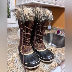 Sorel Brown and Black Winter Boots
